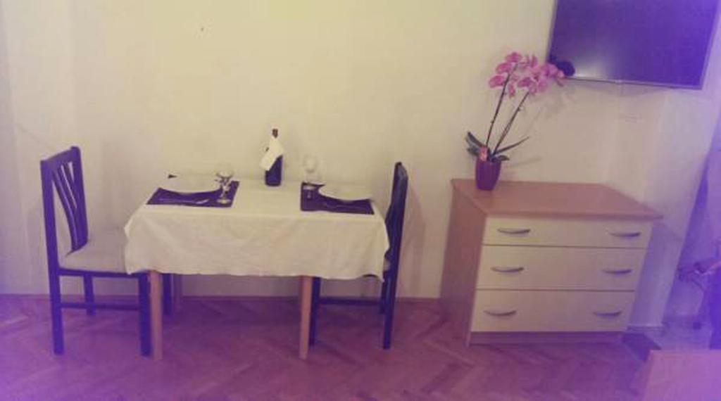 Apartments Mira Makarska Kamer foto
