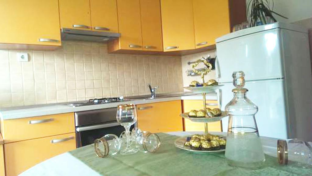 Apartments Mira Makarska Kamer foto